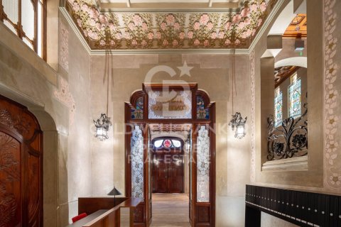 Apartamento de 3 dormitorios en venta en Barcelona, Cataluña, Spain № 5748 - foto 9