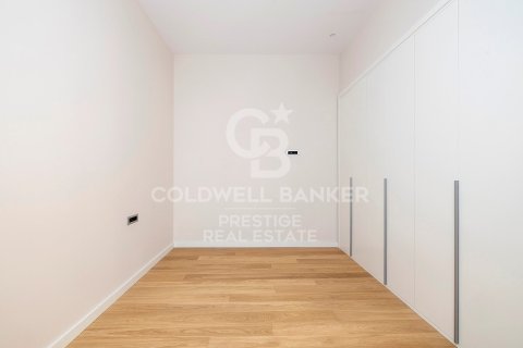 Apartamento de 3 dormitorios en venta en Barcelona, Cataluña, Spain № 5748 - foto 28