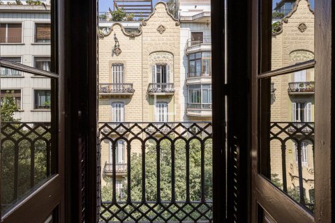 Apartamento de 2 dormitorios en alquiler en Barcelona, Cataluña, Spain № 8662 - foto 29