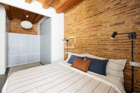Apartamento de 2 dormitorios en alquiler en Barcelona, Cataluña, Spain № 8662 - foto 23