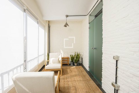 Apartamento de 2 dormitorios en alquiler en Barcelona, Cataluña, Spain № 8662 - foto 19