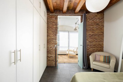Apartamento de 2 dormitorios en alquiler en Barcelona, Cataluña, Spain № 8662 - foto 14