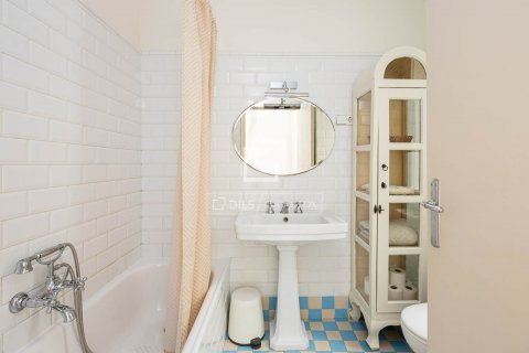 Apartamento de 2 dormitorios en alquiler en Barcelona, Cataluña, Spain № 8662 - foto 13