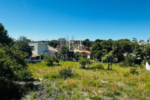 Parcela de 1413 m² en venta en Vilanova i la Geltrú, Barcelona, Cataluña, Spain № 8664