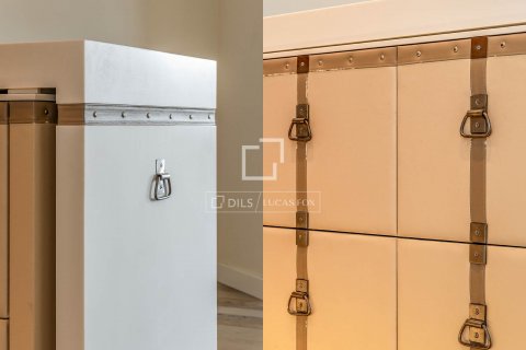 Ático de 2 dormitorios en venta en Barcelona, Cataluña, Spain № 8661 - foto 18