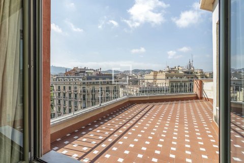 Ático de 2 dormitorios en venta en Barcelona, Cataluña, Spain № 8661 - foto 27