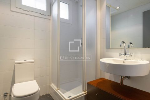 Villa de 2 dormitorios en venta en Cabrils, Barcelona, Cataluña, Spain № 8665 - foto 22