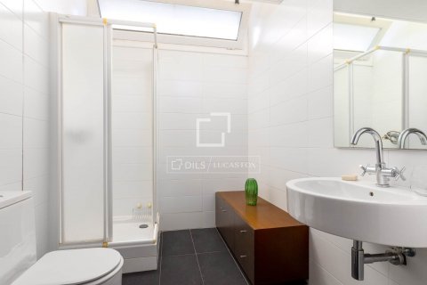 Villa de 2 dormitorios en venta en Cabrils, Barcelona, Cataluña, Spain № 8665 - foto 21