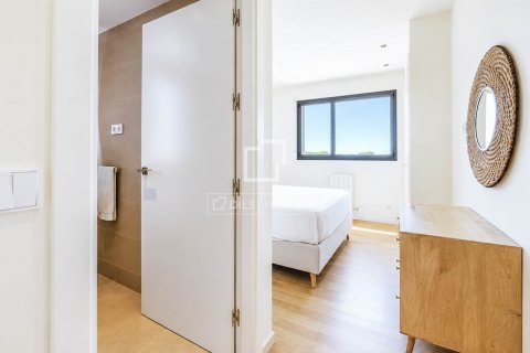Apartamento de 3 dormitorios en venta en Sitges, Barcelona, Cataluña, Spain № 8659 - foto 23