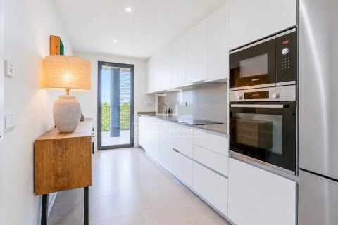 Apartamento de 3 dormitorios en venta en Sitges, Barcelona, Cataluña, Spain № 8659 - foto 13