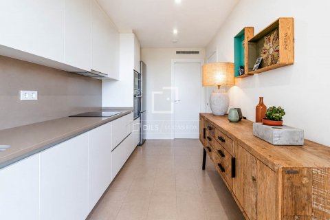 Apartamento de 3 dormitorios en venta en Sitges, Barcelona, Cataluña, Spain № 8659 - foto 12