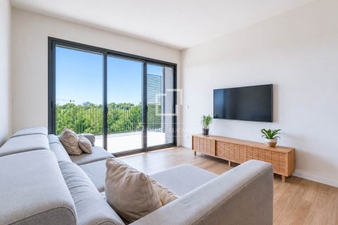 Apartamento de 3 dormitorios en venta en Sitges, Barcelona, Cataluña, Spain № 8659 - foto 10
