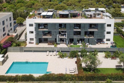 Apartamento de 3 dormitorios en venta en Sitges, Barcelona, Cataluña, Spain № 8659 - foto 17