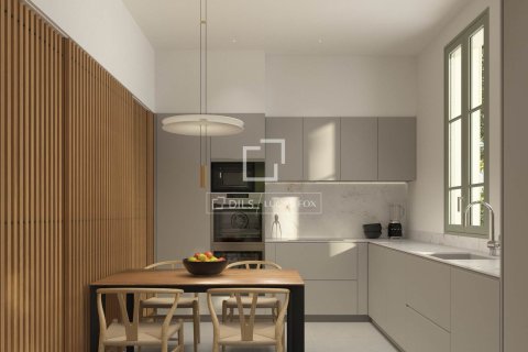 Villa de 4 dormitorios en venta en Sant Just Desvern, Barcelona, Cataluña, Spain № 4146 - foto 9
