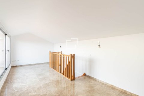 Ático de 4 dormitorios en venta en Gavà, Barcelona, Cataluña, Spain № 4145 - foto 16