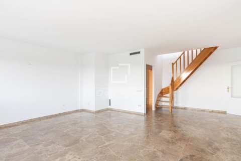 Ático de 4 dormitorios en venta en Gavà, Barcelona, Cataluña, Spain № 4145 - foto 17