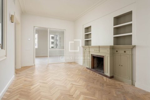 Купить квартиру в Барселона, Испания с 5 спален, 250м², № 4151 - фото 11