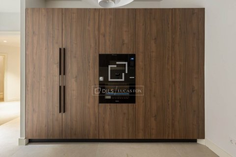 Купить квартиру в Барселона, Испания с 5 спален, 250м², № 4151 - фото 16