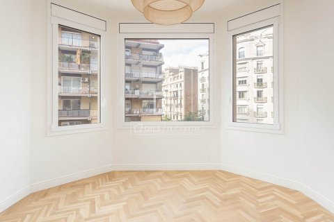 Купить квартиру в Барселона, Испания с 5 спален, 250м², № 4151 - фото 4