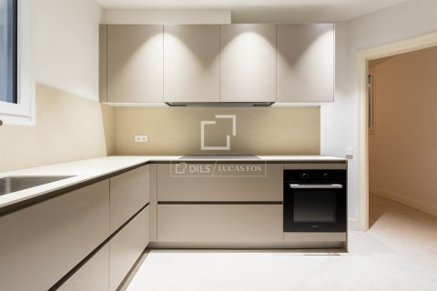 Купить квартиру в Барселона, Испания с 5 спален, 250м², № 4151 - фото 12
