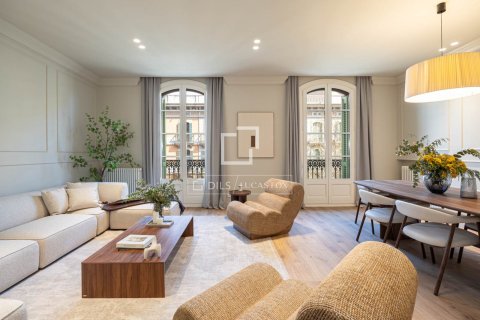 Купить квартиру в Барселона, Испания с 4 спальни, 200м², № 4149 - фото 2