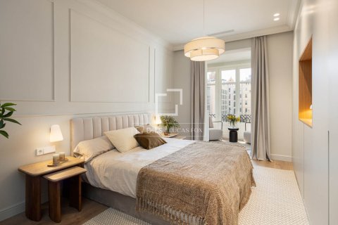 Купить квартиру в Барселона, Испания с 4 спальни, 200м², № 4149 - фото 24