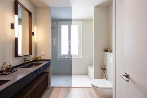 Купить квартиру в Барселона, Испания с 4 спальни, 200м², № 4149 - фото 26