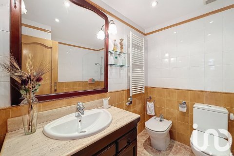 Купить дом в Пинеда-де-Мар, Испания с 5 спален, 469м², № 4871 - фото 24