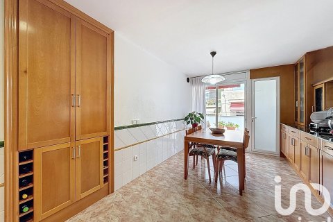 Купить дом в Пинеда-де-Мар, Испания с 5 спален, 469м², № 4871 - фото 7
