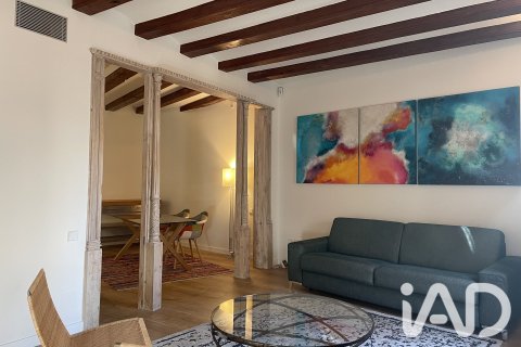 2 bedrooms apartment for sale in Barcelona, Catalonia, Spain № 8350 - photo 3