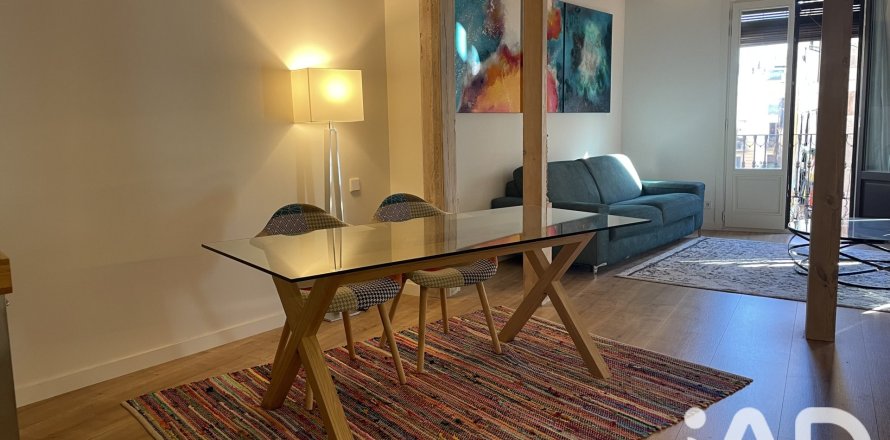 2 bedrooms apartment for sale in Barcelona, Catalonia, Spain № 8350
