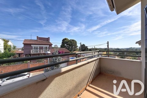 Сasa de 4 dormitorios en venta en Calafell, Tarragona, Cataluña, Spain № 8356 - foto 6