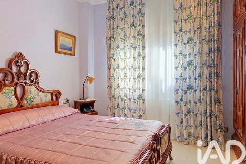 Купить дом в Кабрильс, Испания с 7 спален, 881м², № 8354 - фото 29