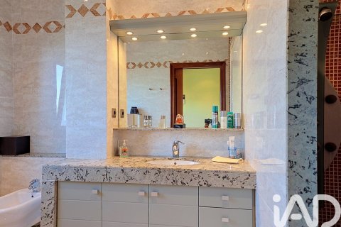 Купить дом в Кабрильс, Испания с 7 спален, 881м², № 8354 - фото 13
