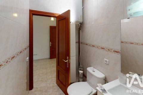 Сasa de 6 dormitorios en venta en Canet de Mar, Barcelona, Cataluña, Spain № 8351 - foto 30
