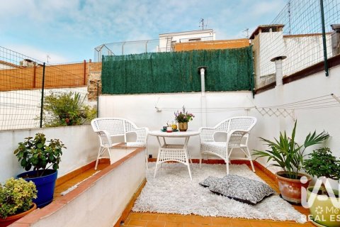Сasa de 6 dormitorios en venta en Canet de Mar, Barcelona, Cataluña, Spain № 8351