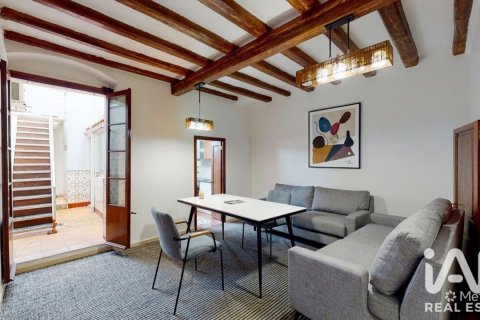 Сasa de 6 dormitorios en venta en Canet de Mar, Barcelona, Cataluña, Spain № 8351 - foto 3