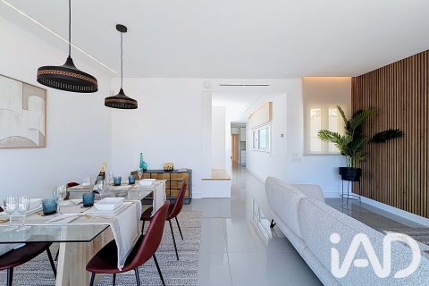 Ático de 2 dormitorios en venta en Barcelona, Cataluña, Spain № 8353 - foto 25