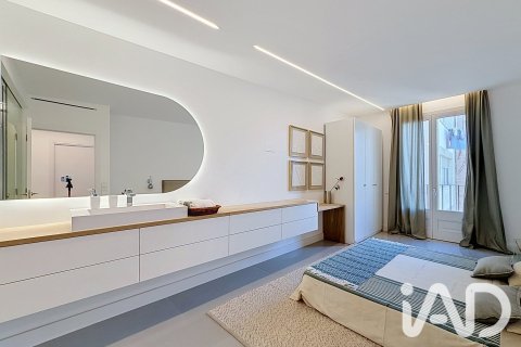 Ático de 2 dormitorios en venta en Barcelona, Cataluña, Spain № 8353 - foto 10