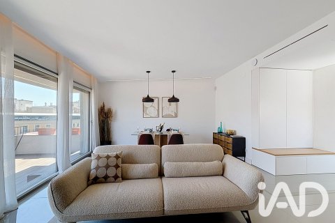 Ático de 2 dormitorios en venta en Barcelona, Cataluña, Spain № 8353 - foto 26