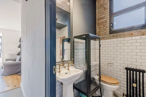 Apartamento de 4 dormitorios en venta en Barcelona, Cataluña, Spain № 1737 - foto 17