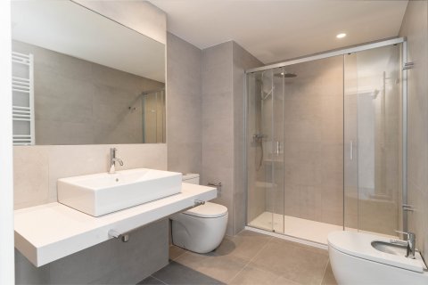 Apartamento de 4 dormitorios en venta en Badalona, Barcelona, Cataluña, Spain № 1733 - foto 11