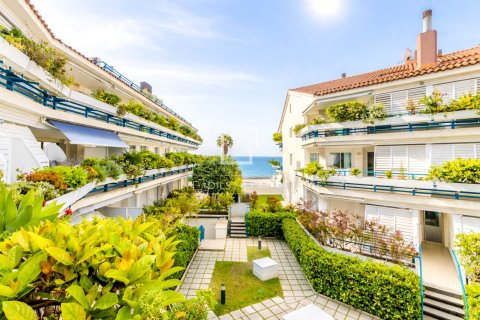 Apartamento de 3 dormitorios en venta en Sitges, Barcelona, Cataluña, Spain № 6585