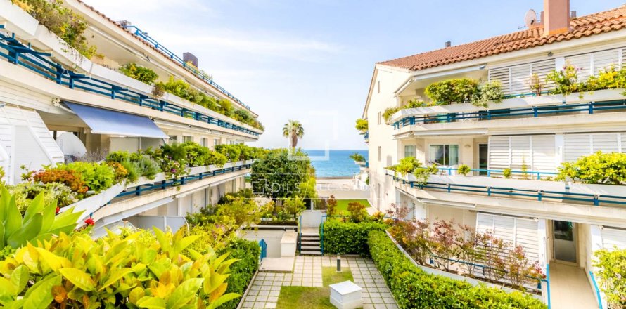 3 bedrooms apartment for sale in Sitges, Barcelona, Catalonia, Spain № 6585