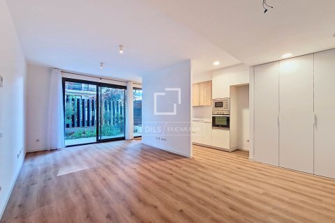 3 bedrooms apartment for rent in Vilanova i la Geltru, Barcelona, Catalonia, Spain № 6588 - photo 6
