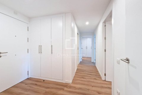 3 bedrooms apartment for rent in Vilanova i la Geltru, Barcelona, Catalonia, Spain № 6588 - photo 17