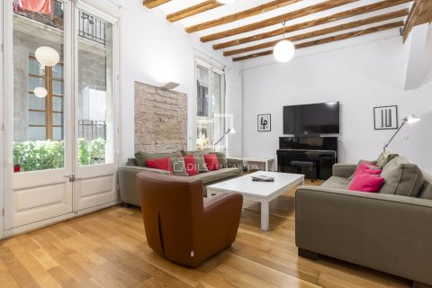 Apartamento de 2 dormitorios en venta en Barcelona, Cataluña, Spain № 6586