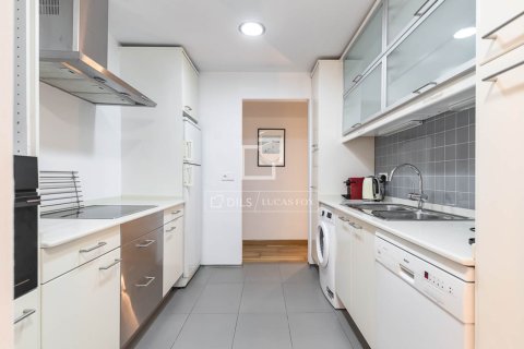 2 bedrooms apartment for sale in Barcelona, Catalonia, Spain № 6586 - photo 16