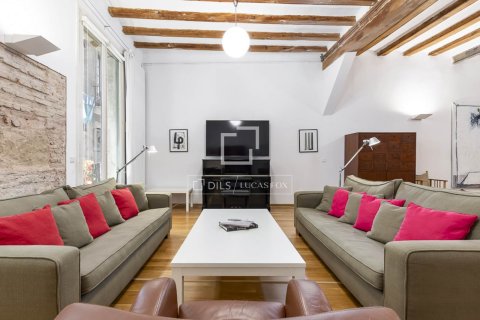 2 bedrooms apartment for sale in Barcelona, Catalonia, Spain № 6586 - photo 6