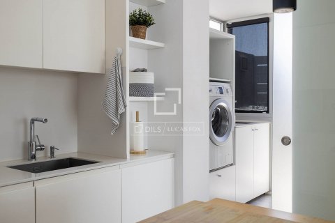 Ático de 3 dormitorios en alquiler en Barcelona, Cataluña, Spain № 8630 - foto 7